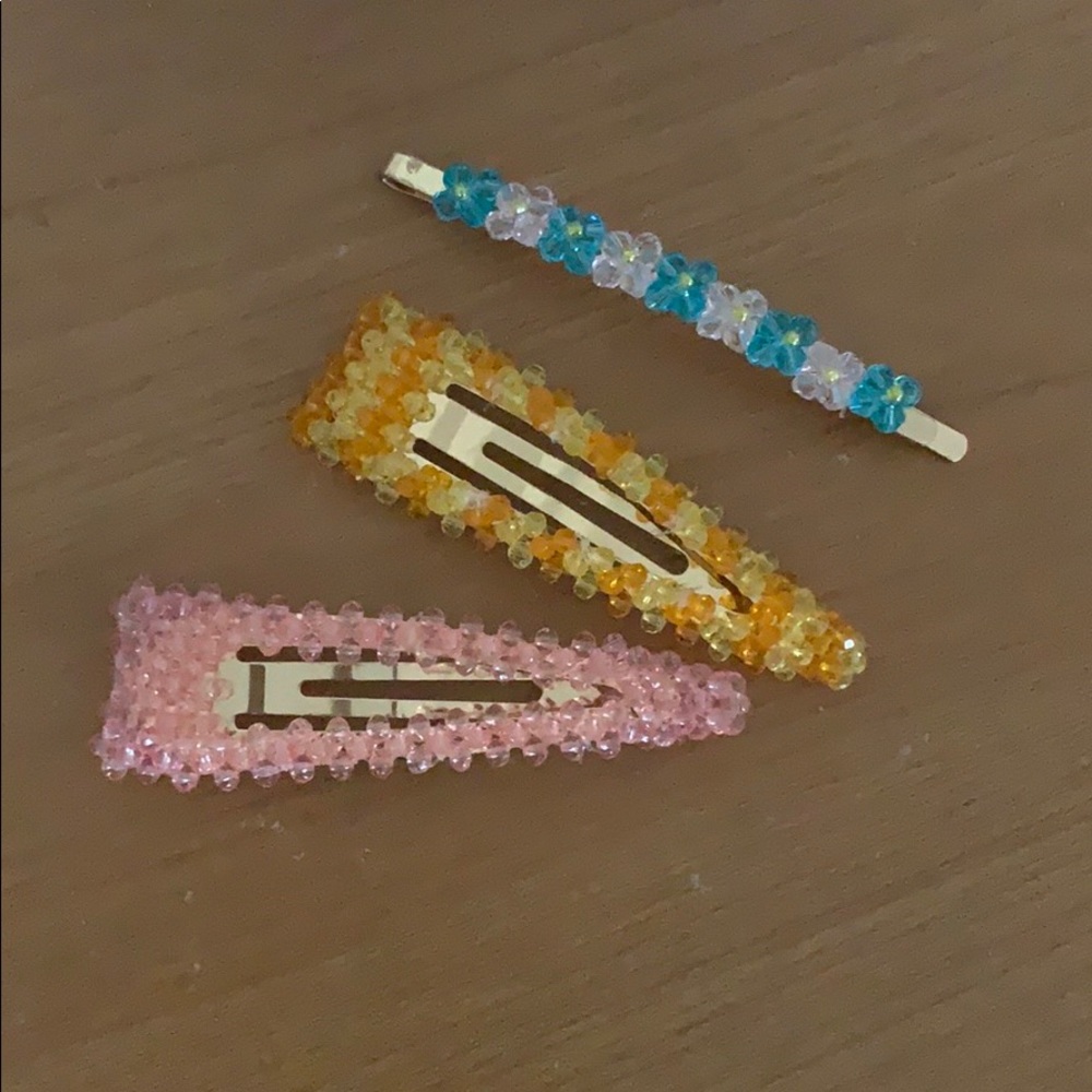 Beaded hair clips